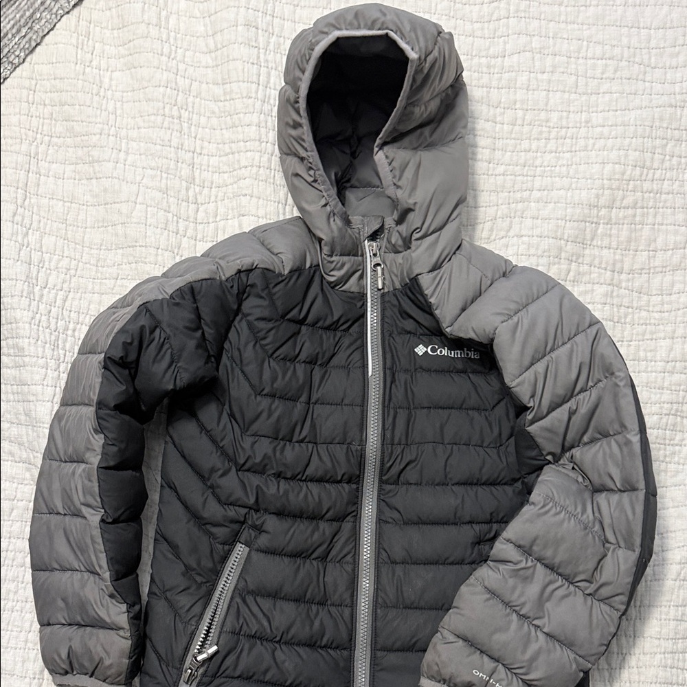 Columbia Two-Tone Gray/Black Hooded Jacket